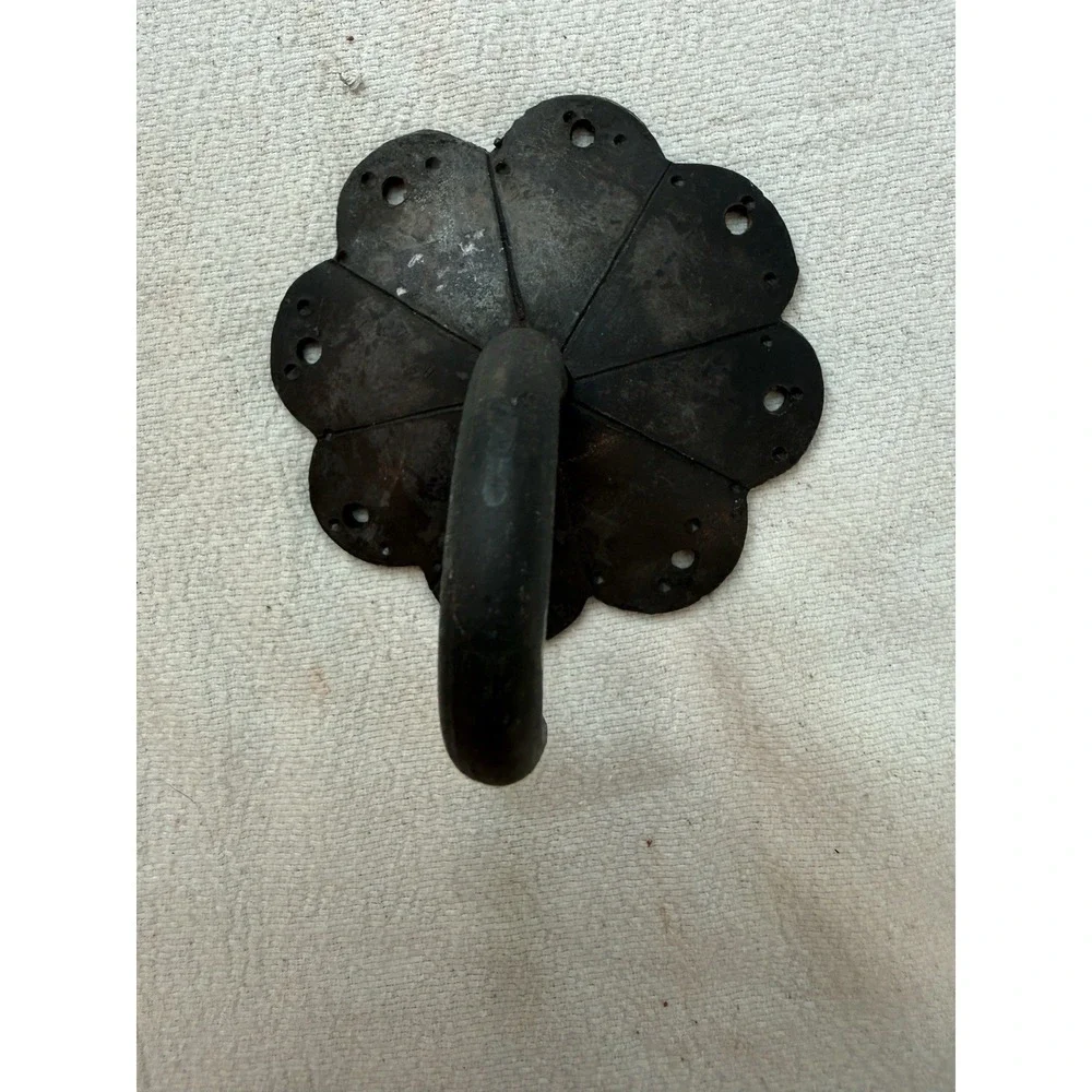 VTG Hand Forged Iron Wall Hook Scalloped Flower Backplate Rustic Farmhouse